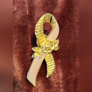 Breast cancer brooch